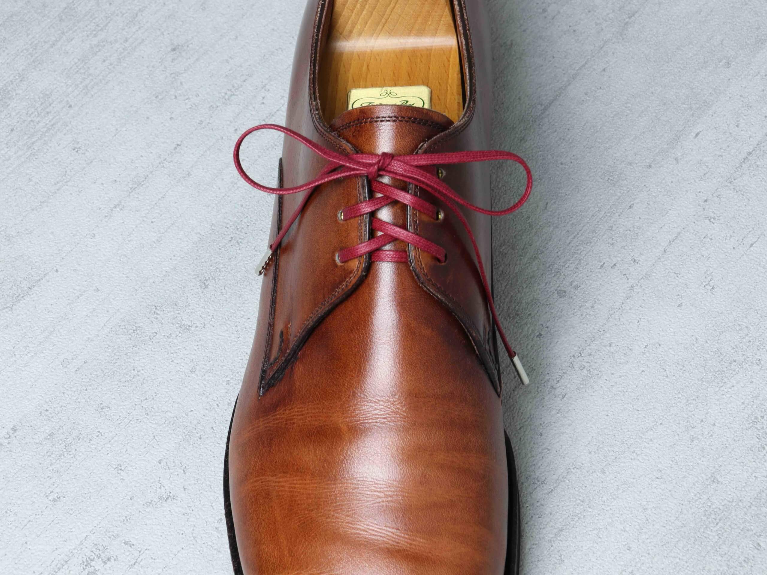 革靴の紐 シューレースのおすすめ ハイクオリティーな蝋引き紐 Kutsumedia クツメディア 革靴と靴磨きのブログメディア