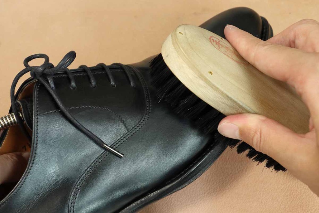 全て検証 革靴クリームおすすめランキング17選 靴墨 色の選び方や使い方も Kutsumedia クツメディア 革靴と靴磨きのブログメディア