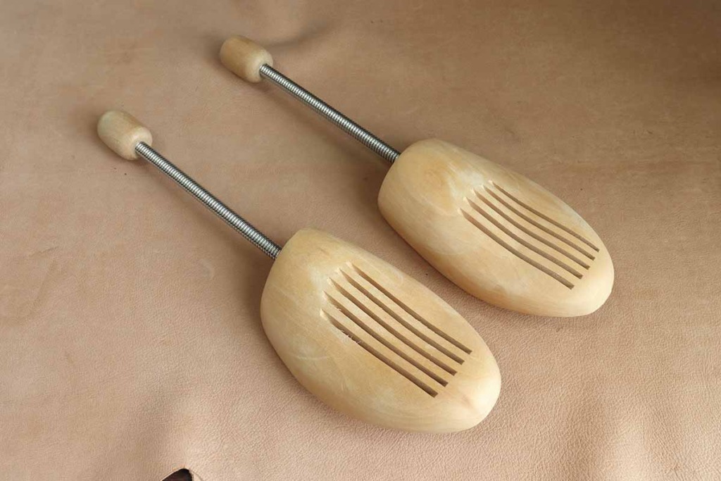 スニーカーにおすすめのシューキーパー 大事なスニーカーに Kutsumedia クツメディア 革靴と靴磨きのブログメディア