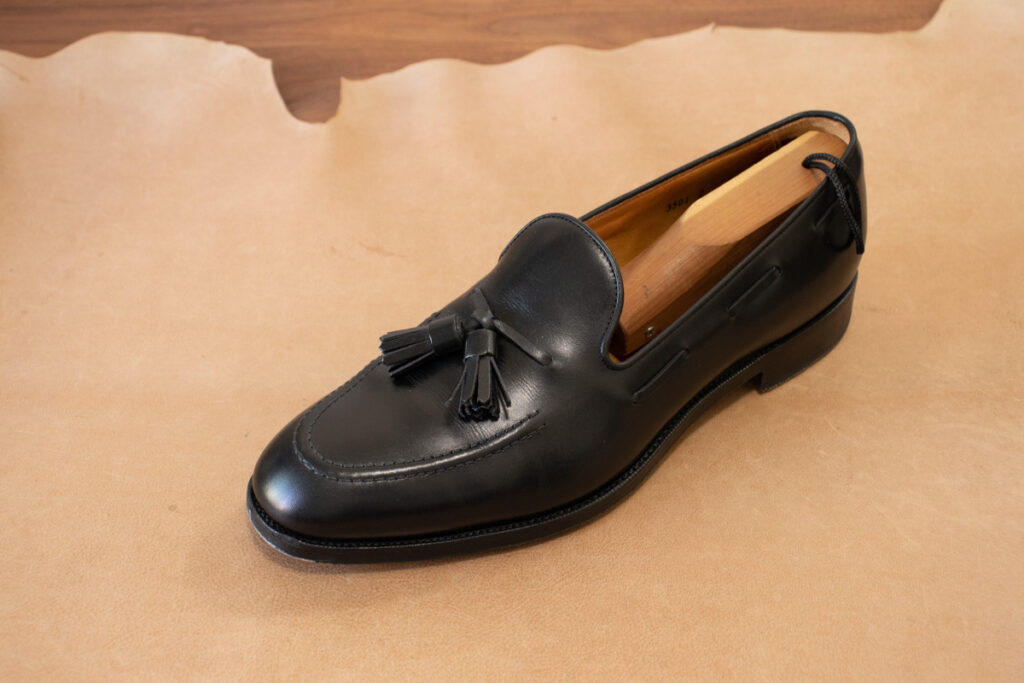 カジュアルな革靴の種類「ローファー」